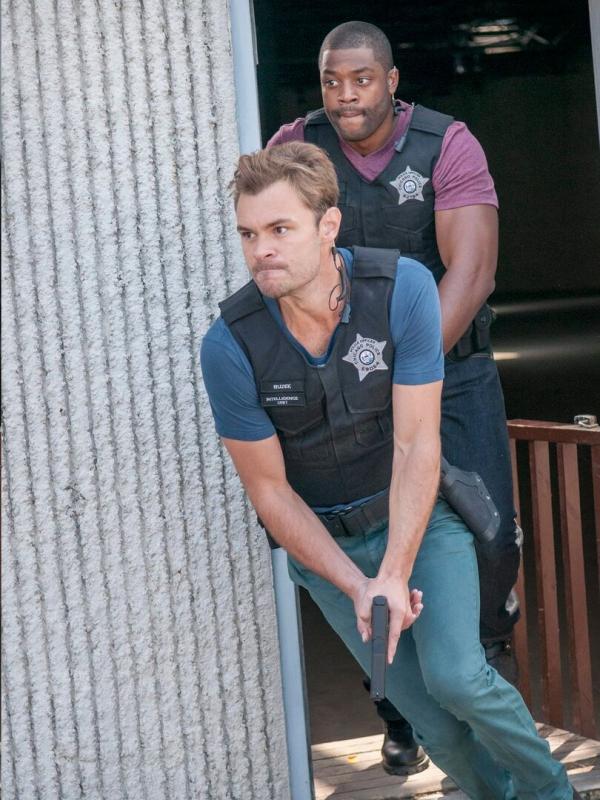 Chicago Police Department S2 E1