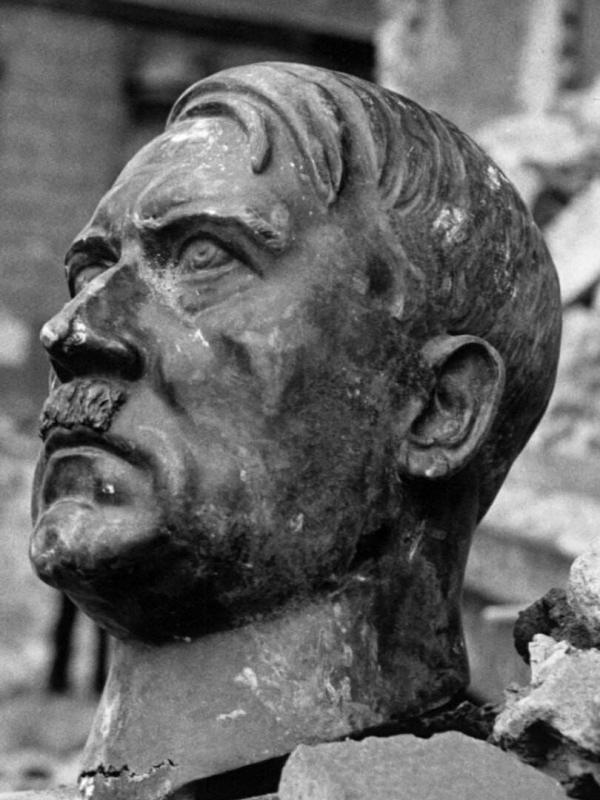 Le mystère de la mort d'Hitler
