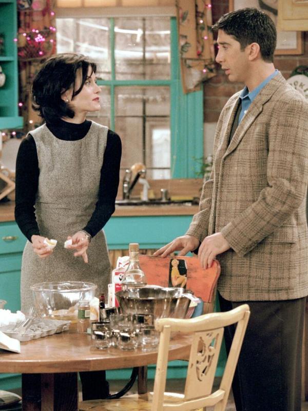 Friends S2 E9