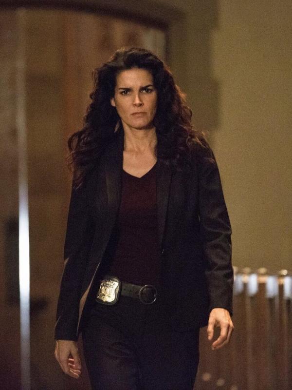 Rizzoli & Isles S7 E1