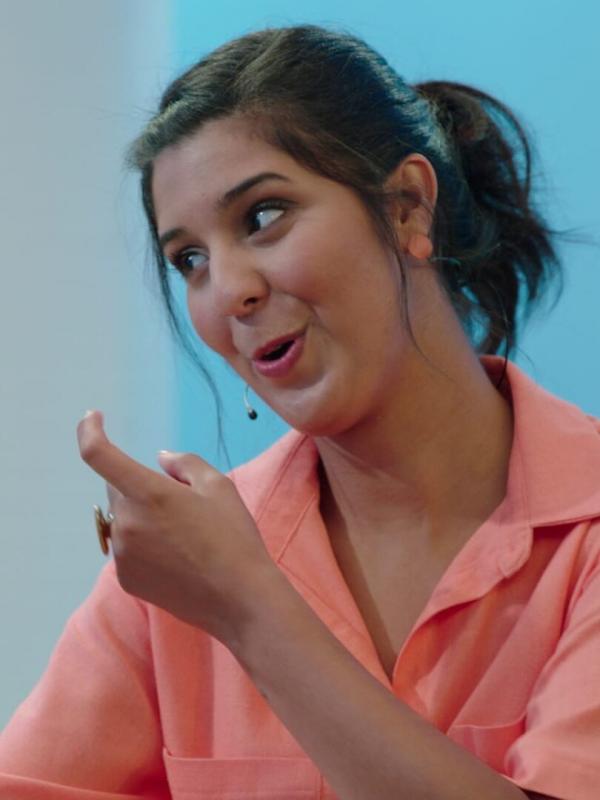 Sarah zingt