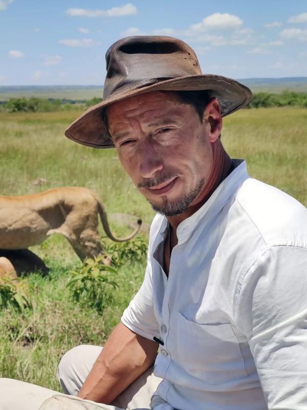 Un homme, des lions