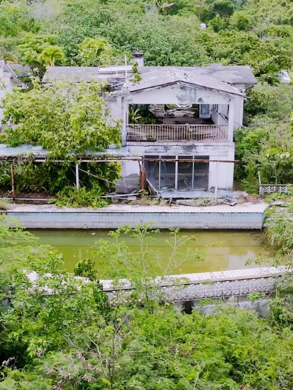 Structures oubliées