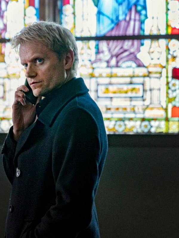 Les enquêtes du commissaire Van der Valk S1 E1