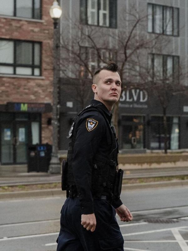 Meurtres sous surveillance