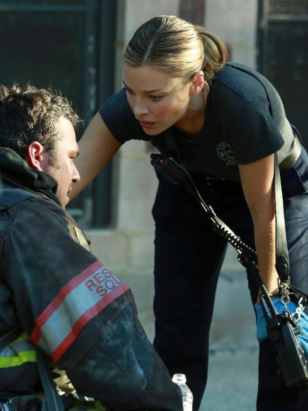 Chicago Fire S2 E1