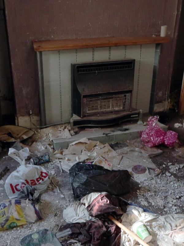 Homes Under the Hammer
