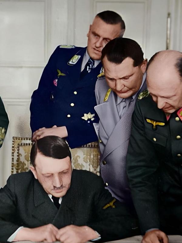 Ils ont connu Hitler