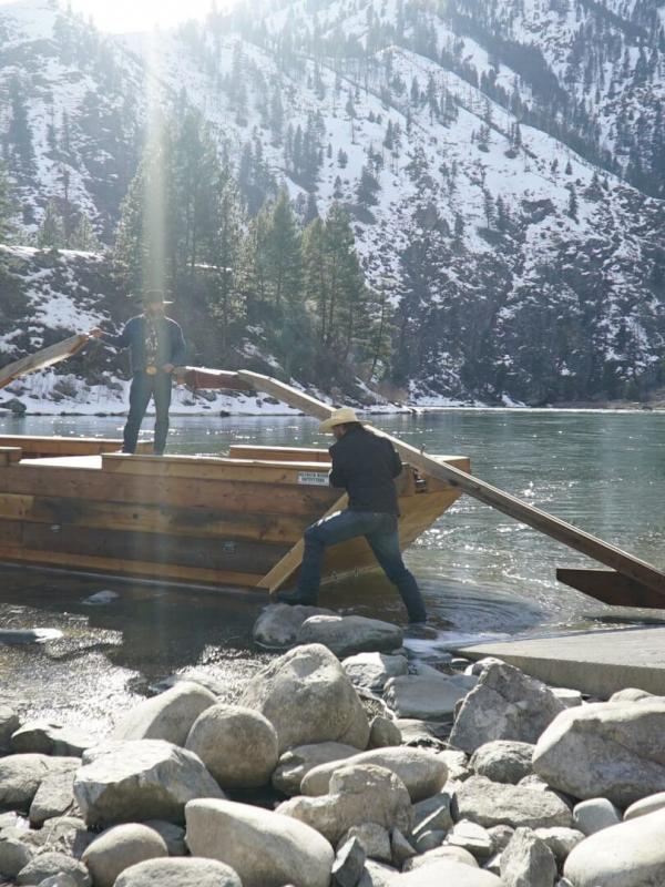 Seuls face à l'Alaska