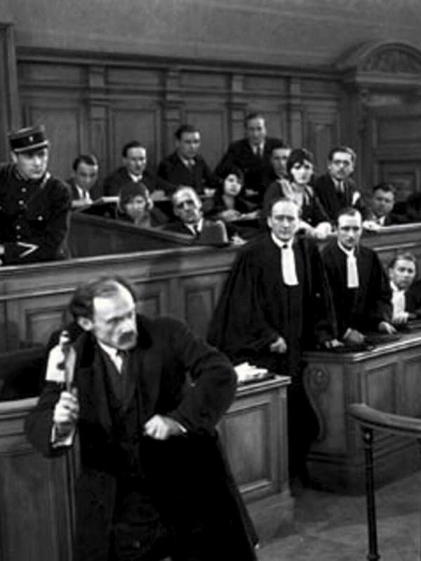Accusée, levez-vous