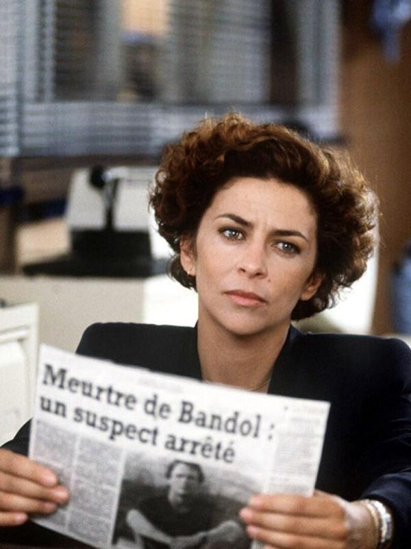 Une femme d'honneur S1 E1