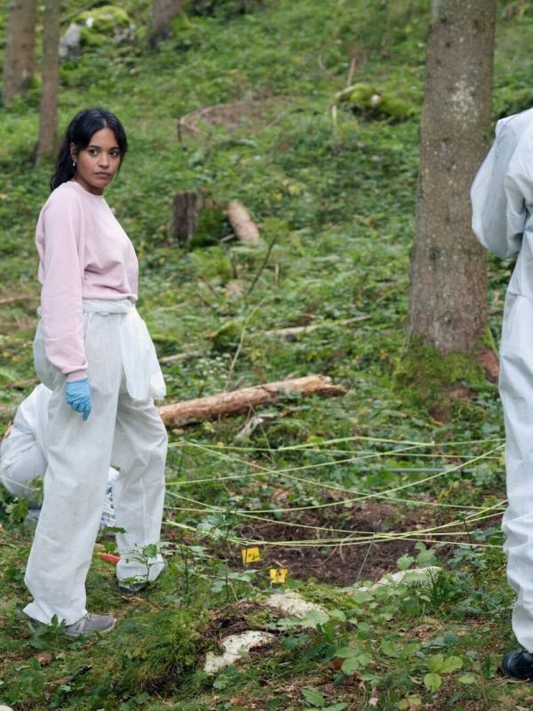 Alpentod - Ein Bergland-Krimi S1 E1