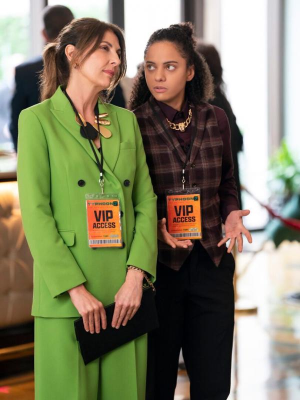 Leverage: Redemption S2 E1