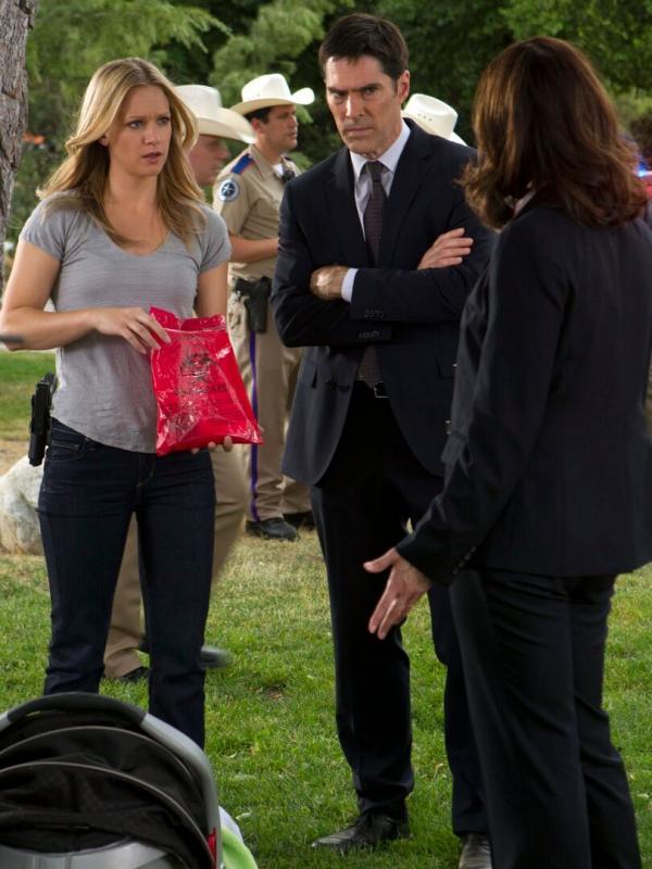 Esprits criminels S8 E1