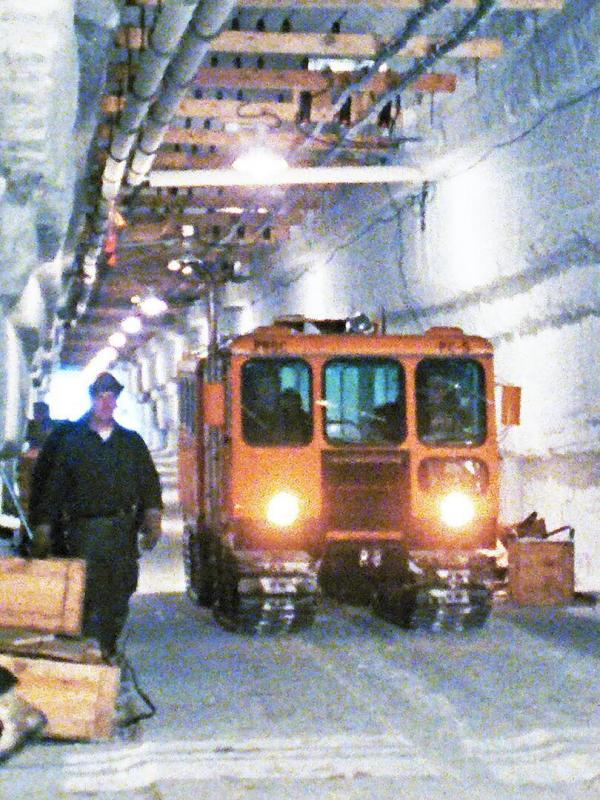Une base secrète sous la glace : Camp Century, la guerre froide au Groenland