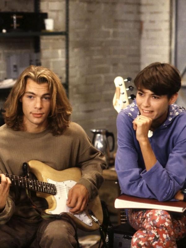 Hélène et les garçons S1 E235