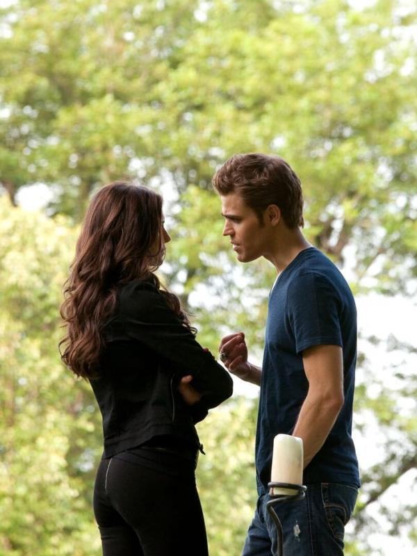 Vampire Diaries S2 E1