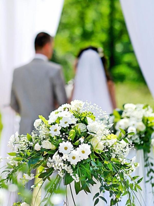 Quatre mariages pour une lune de miel