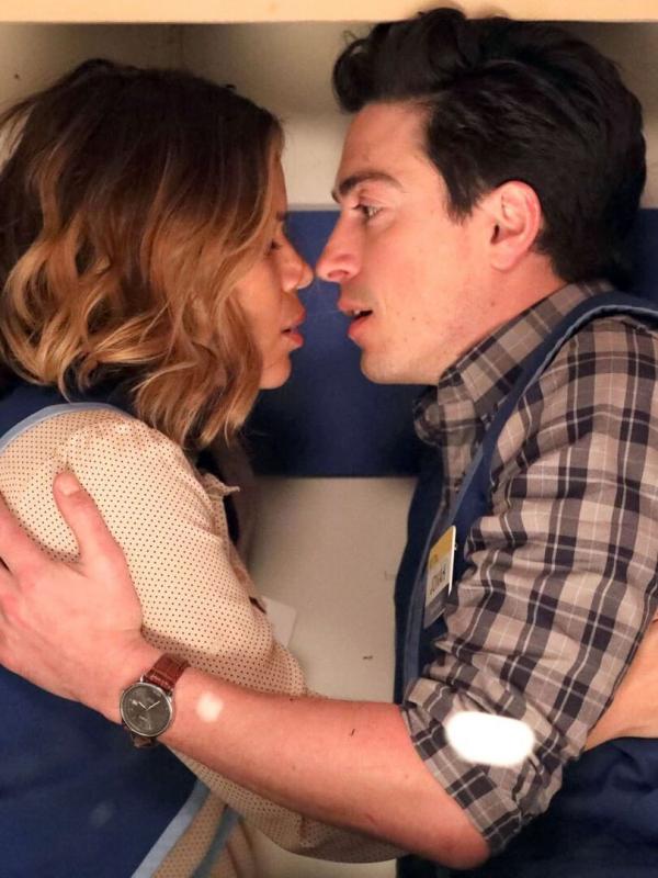 Superstore S2 E22