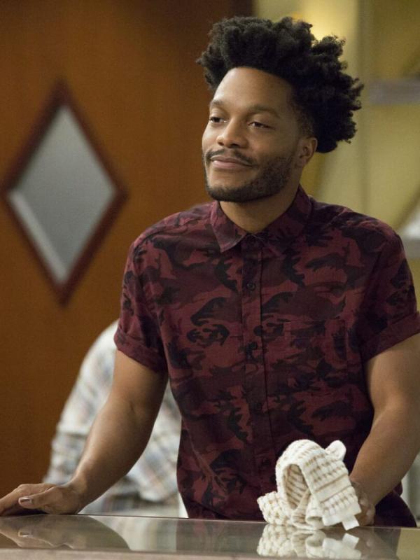 Superior Donuts S2 E12