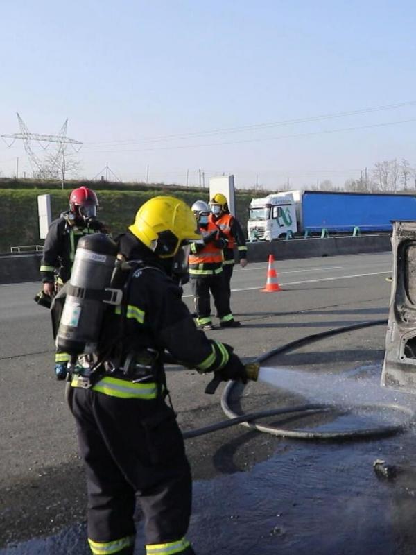 100 jours avec les dépanneurs de l'autoroute