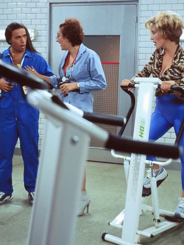 H S2 E19