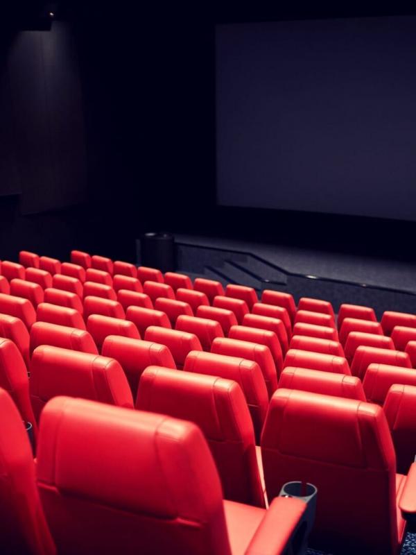 Tous en salles