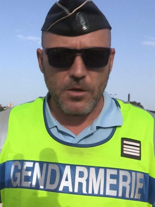 Enquête sous haute tension