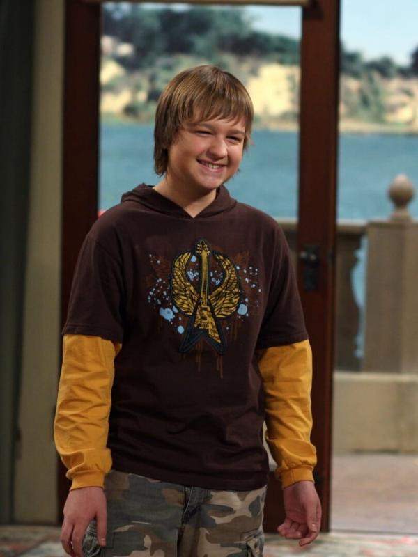 Two and a Half Men S6 E9