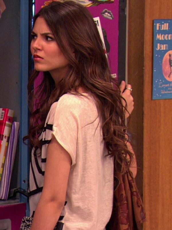 Victorious S2 E1