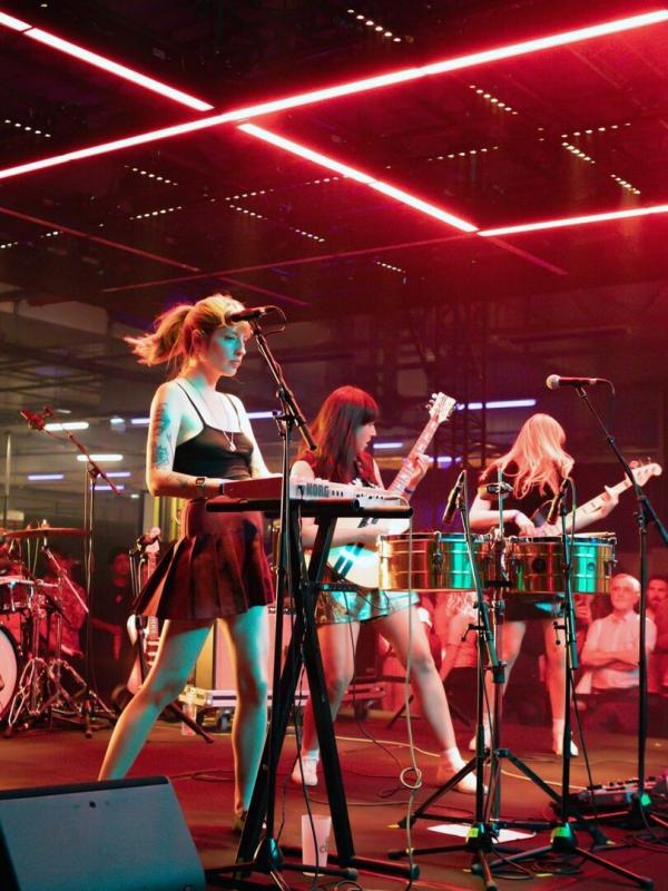 Ground Control : The Lemon Twigs, The Fat White Family, Los Bitchos