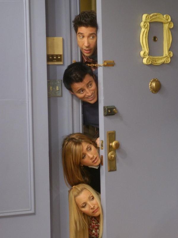 Friends S8 E10