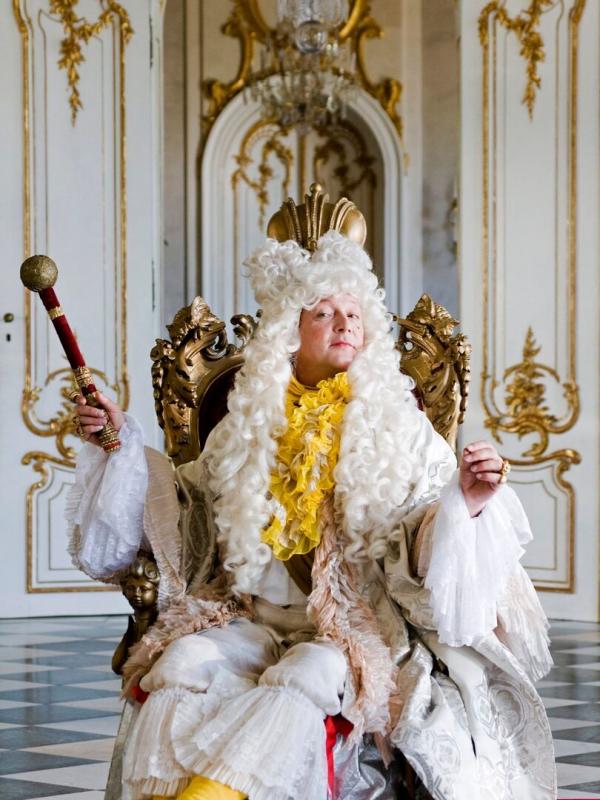 Des Kaisers neue Kleider