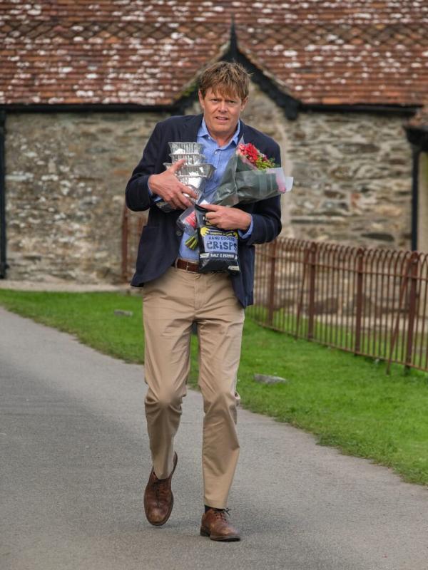 Mystères au paradis S3 E4