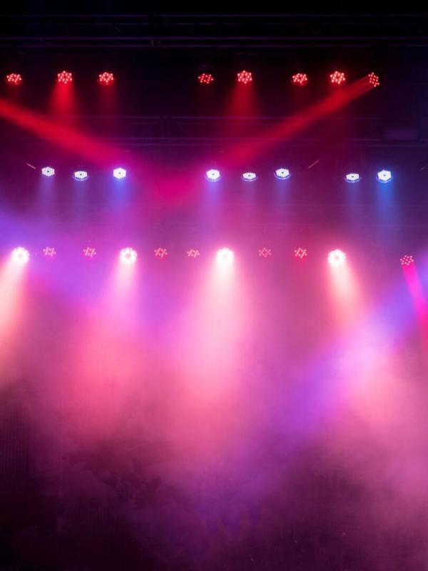 Drum Brothers by Les Frères Colle au Radiant Bellevue