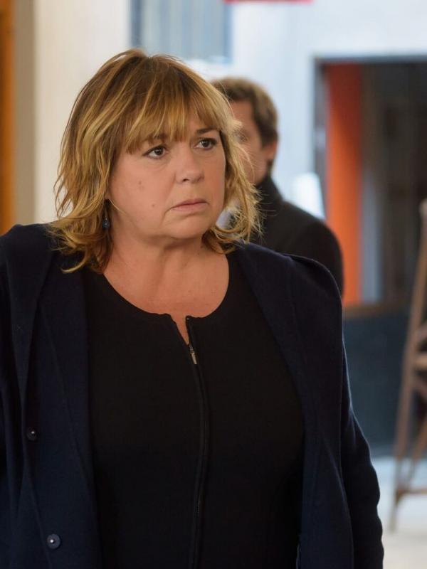 La stagiaire S2 E5
