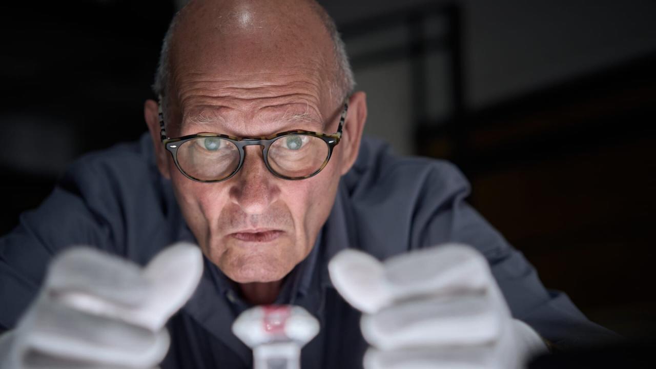 Les enquêtes du commissaire Van der Valk S2 E2