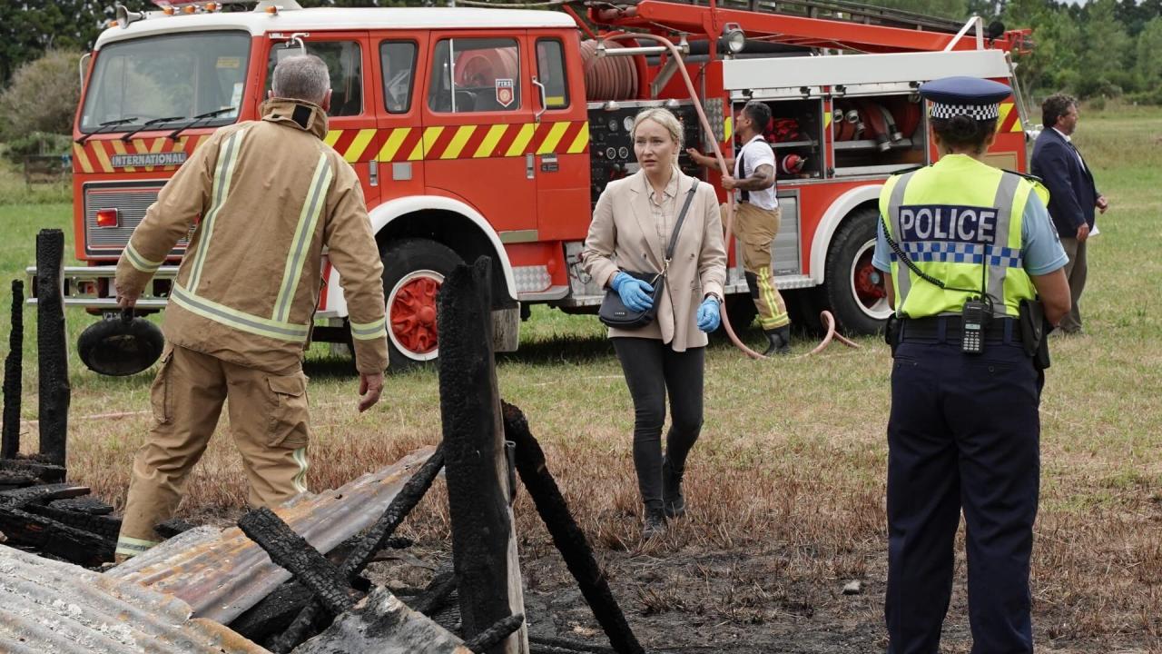 Brokenwood S8 E6
