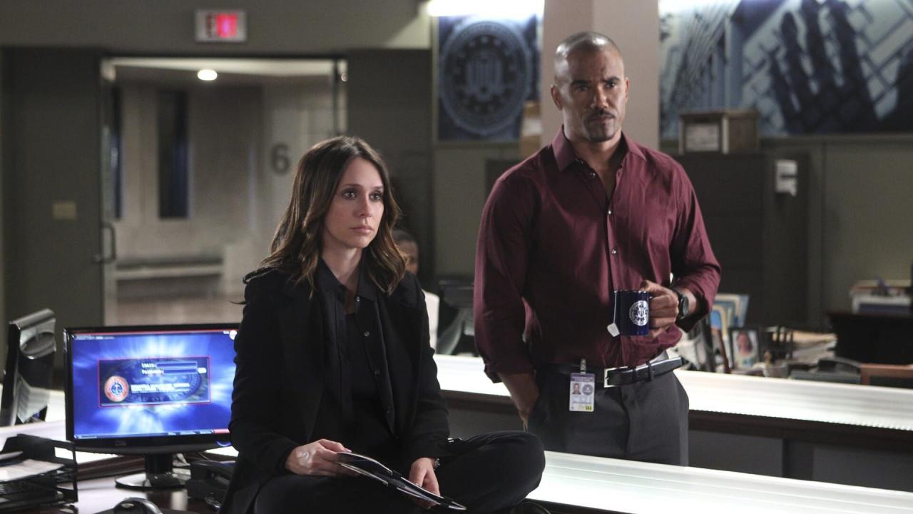 Esprits criminels S10 E21