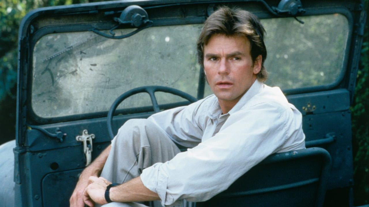 MacGyver S1 E1