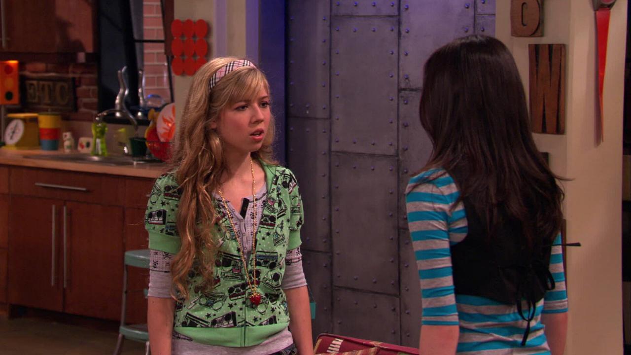 iCarly S2 E1