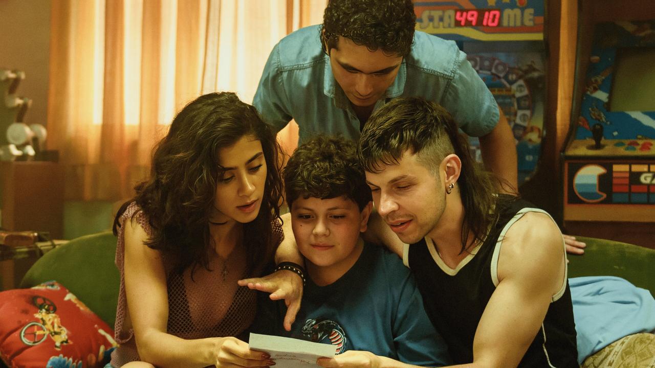 Dear Killer Nannies: Criado por sicarios