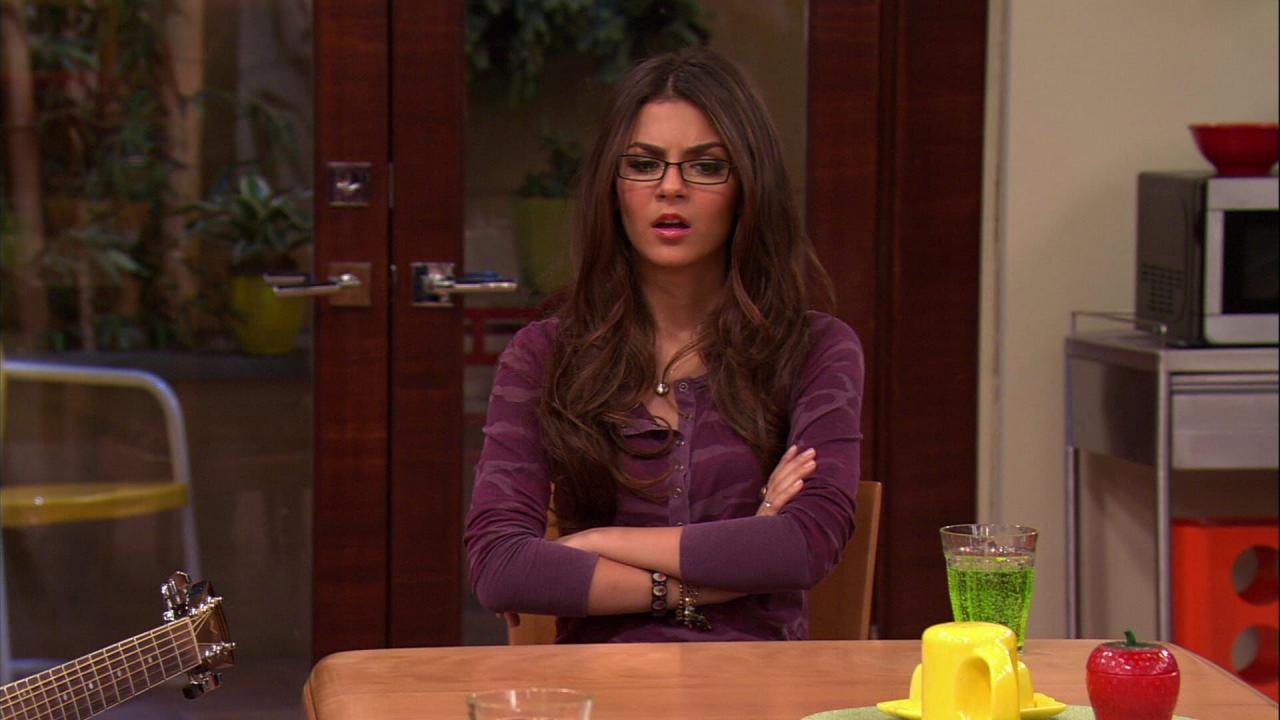 Victorious S2 E7
