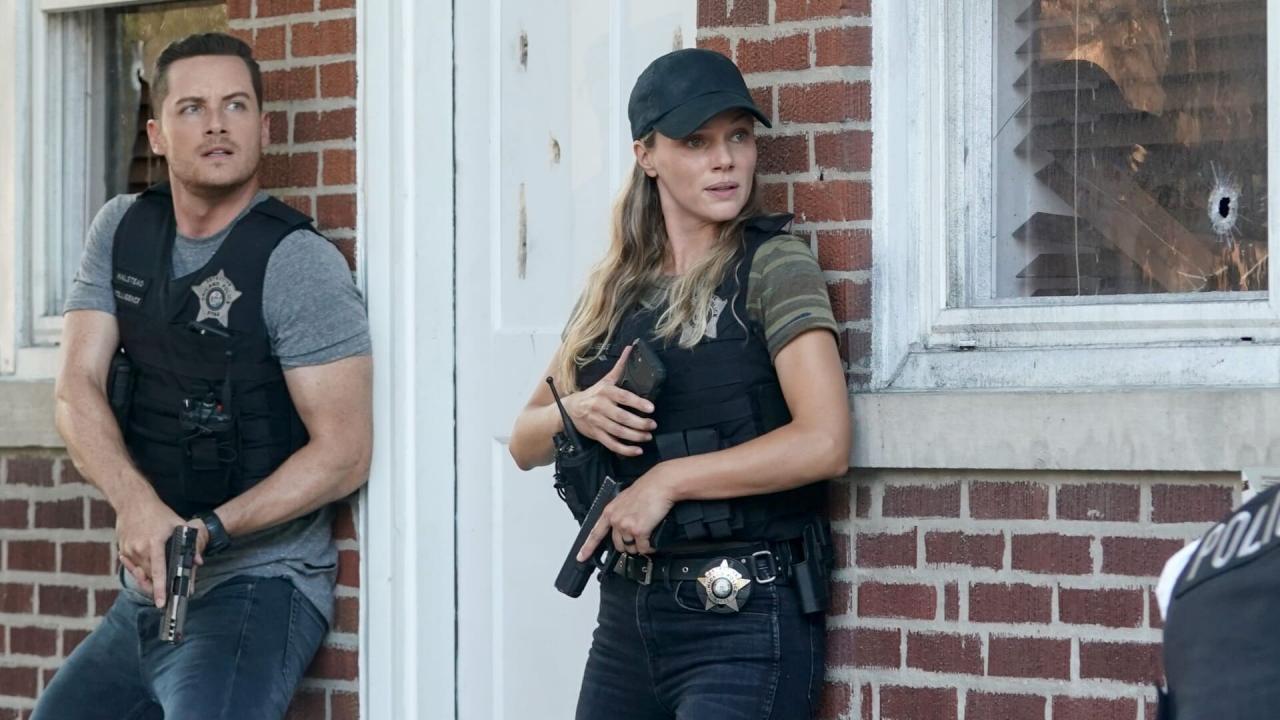 Chicago Police Department S10 E1