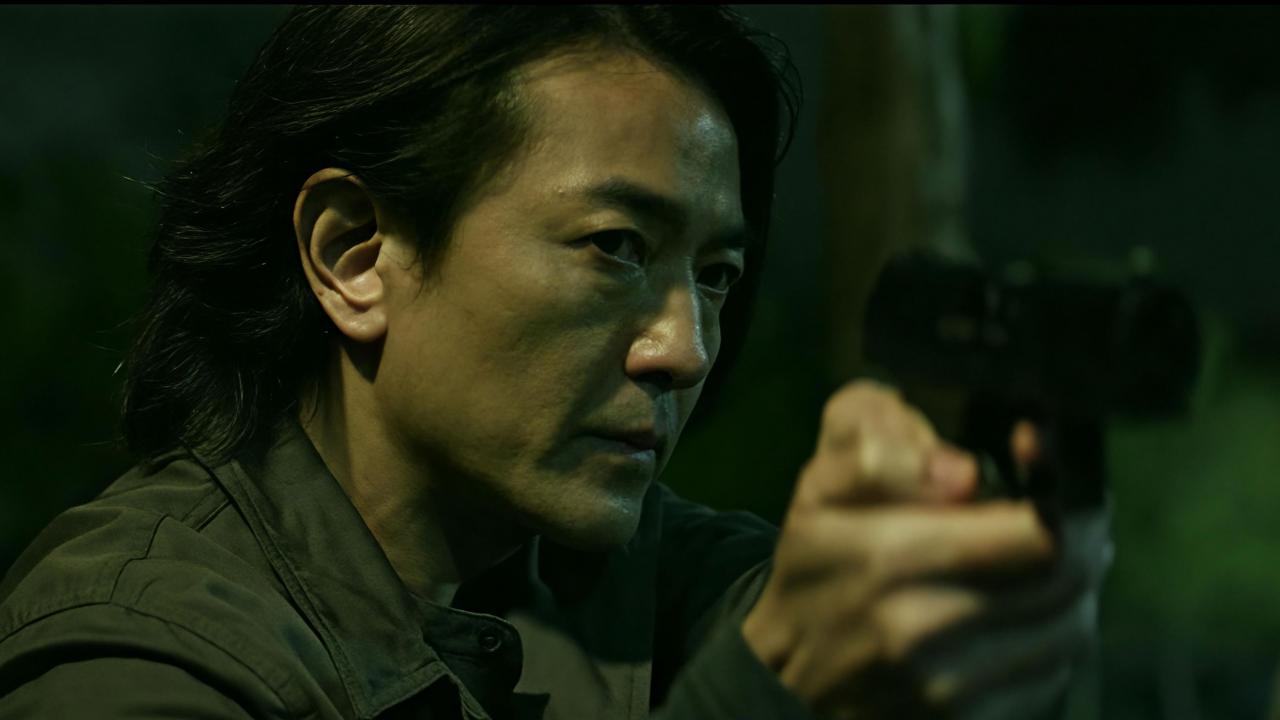 Million-Follower Detective