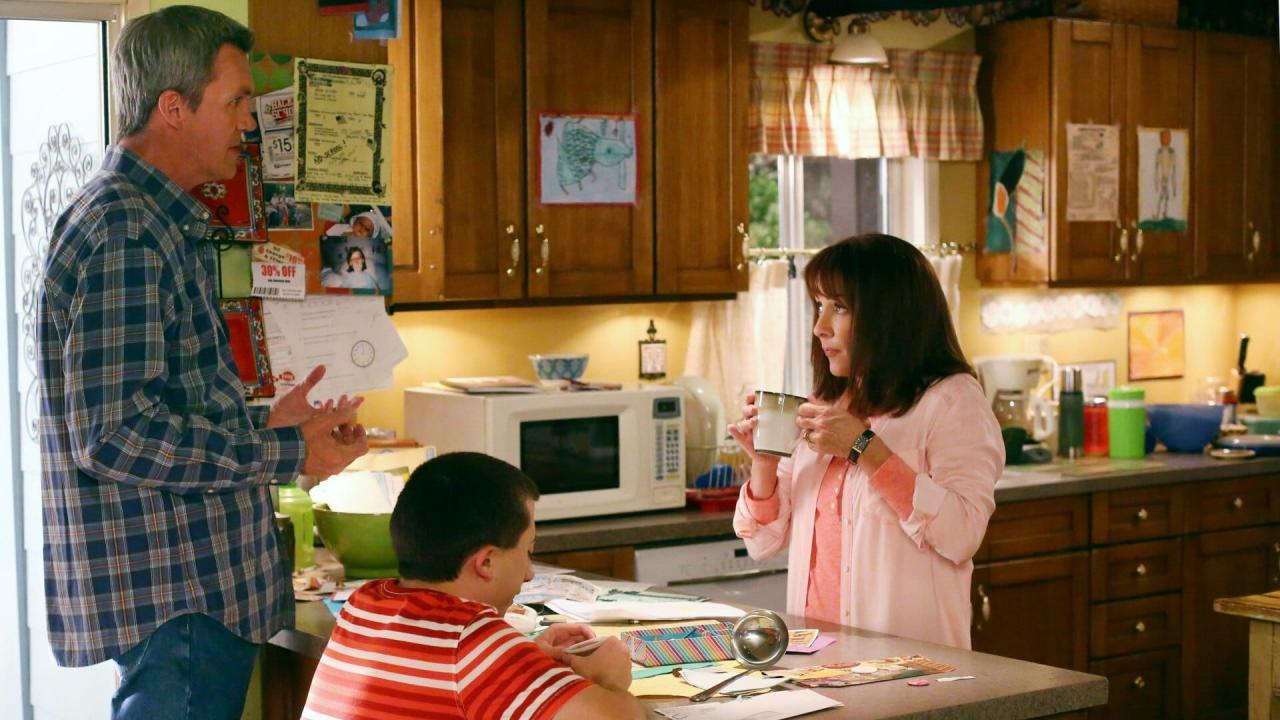 The Middle S6 E2