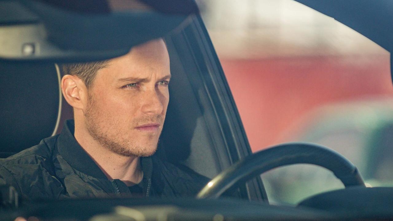 Chicago Police Department S6 E20