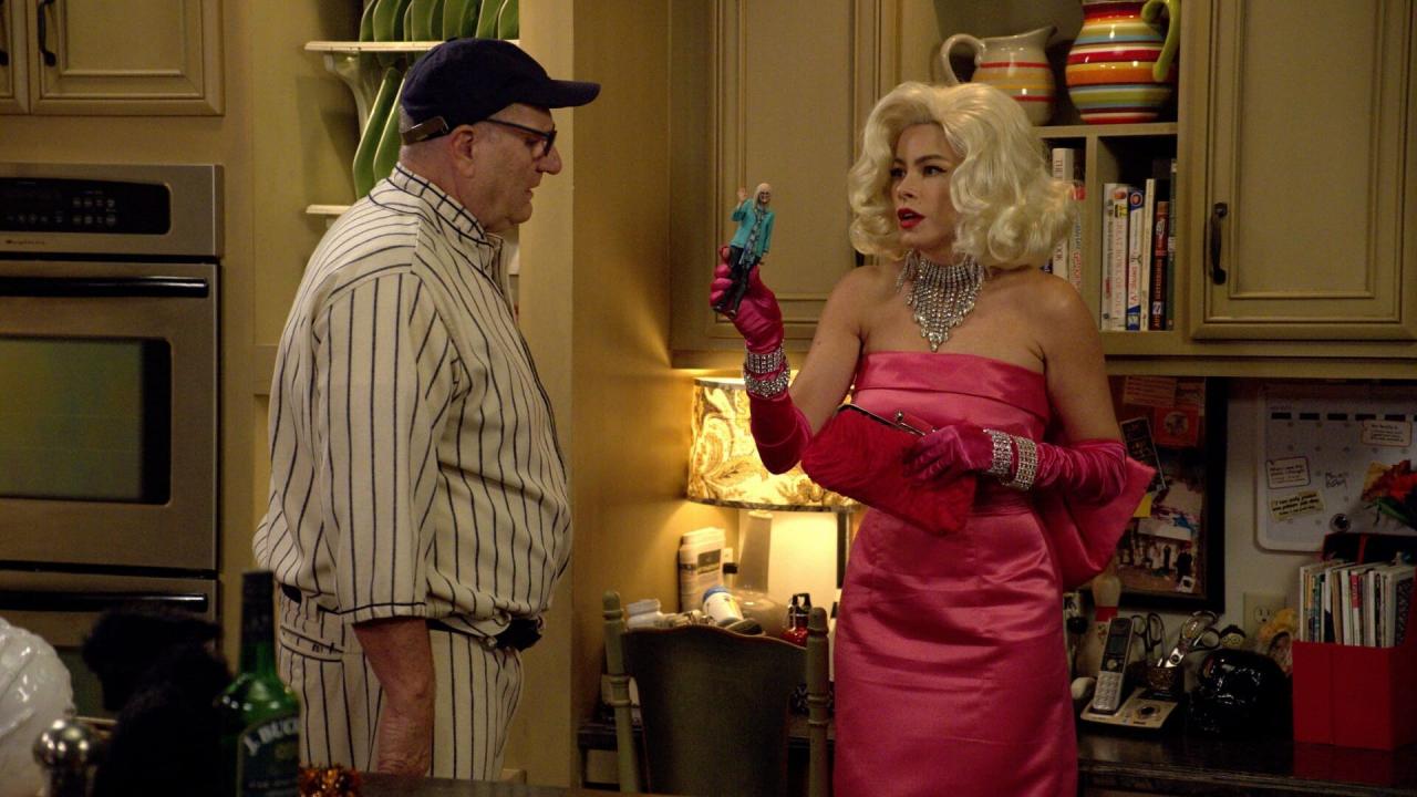 Modern Family S10 E5