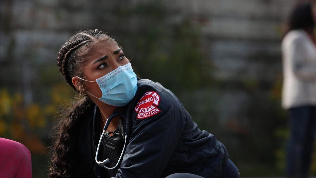 Chicago Police Department S10 E15