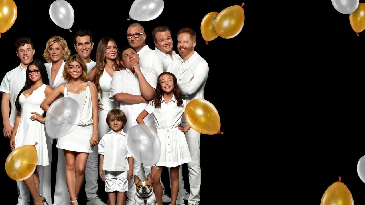 Modern Family S9 E12